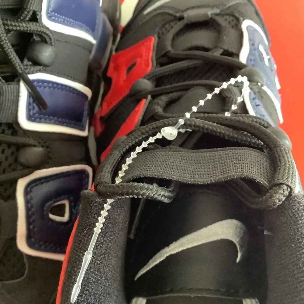 Nike Air More Uptempo Sneakers Kid Size 6Y BNWB‎